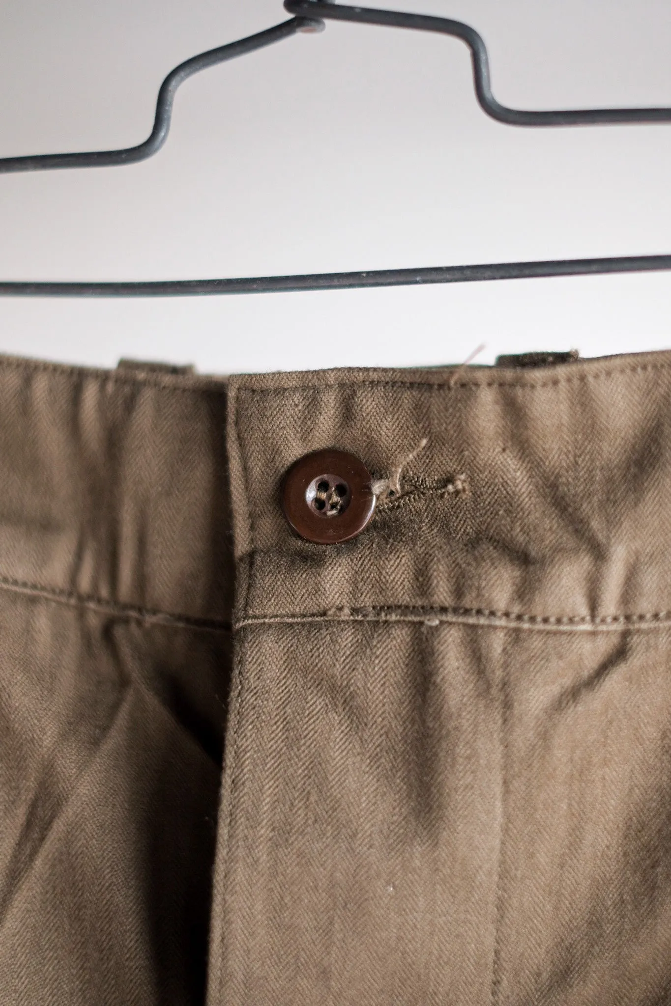 [~ 60's] Taille des pantalons de terrain de l'armée française M47.31 