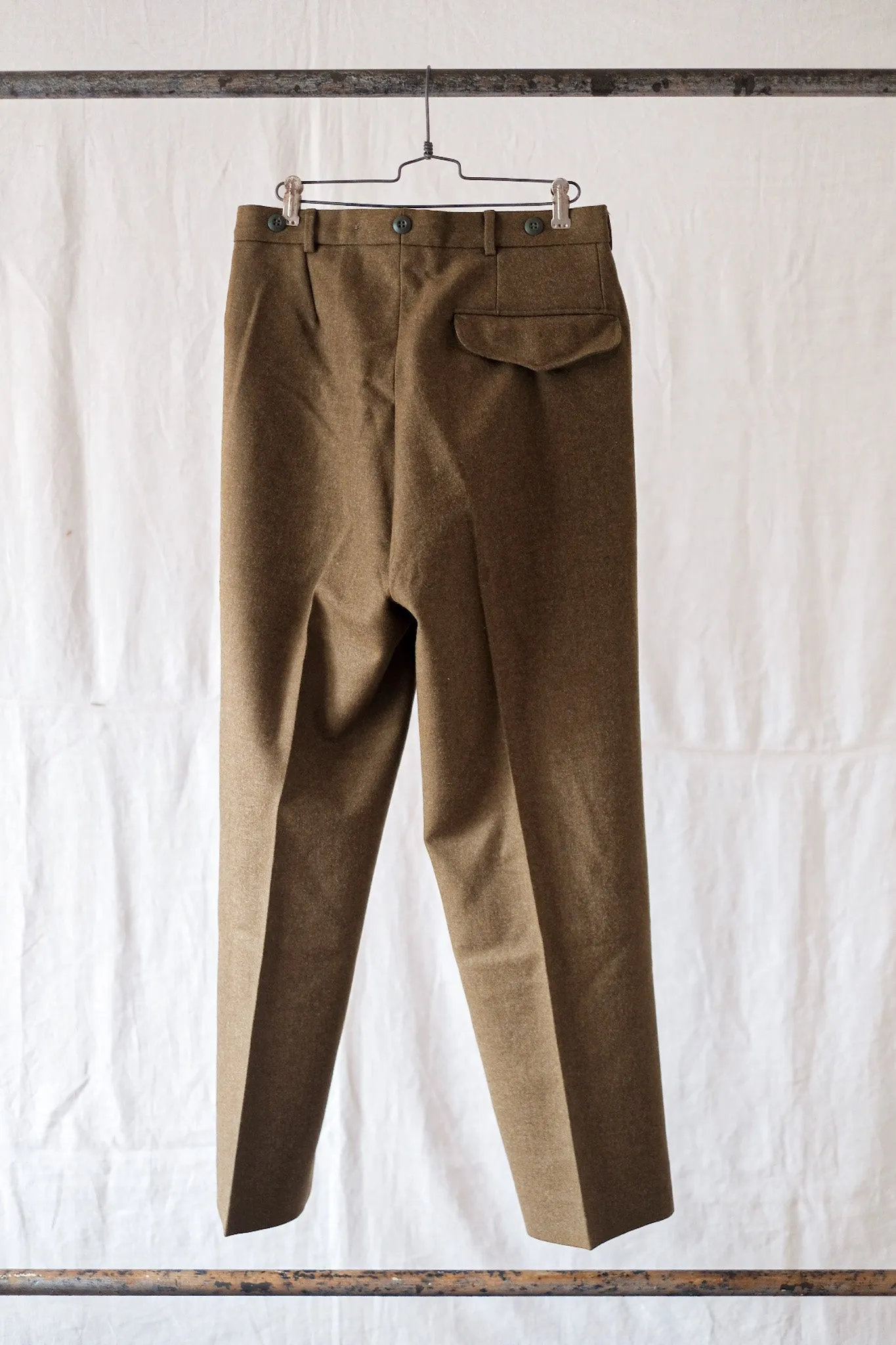 [~ 90's] Taille des pantalons de laine de l'armée australienne.76S