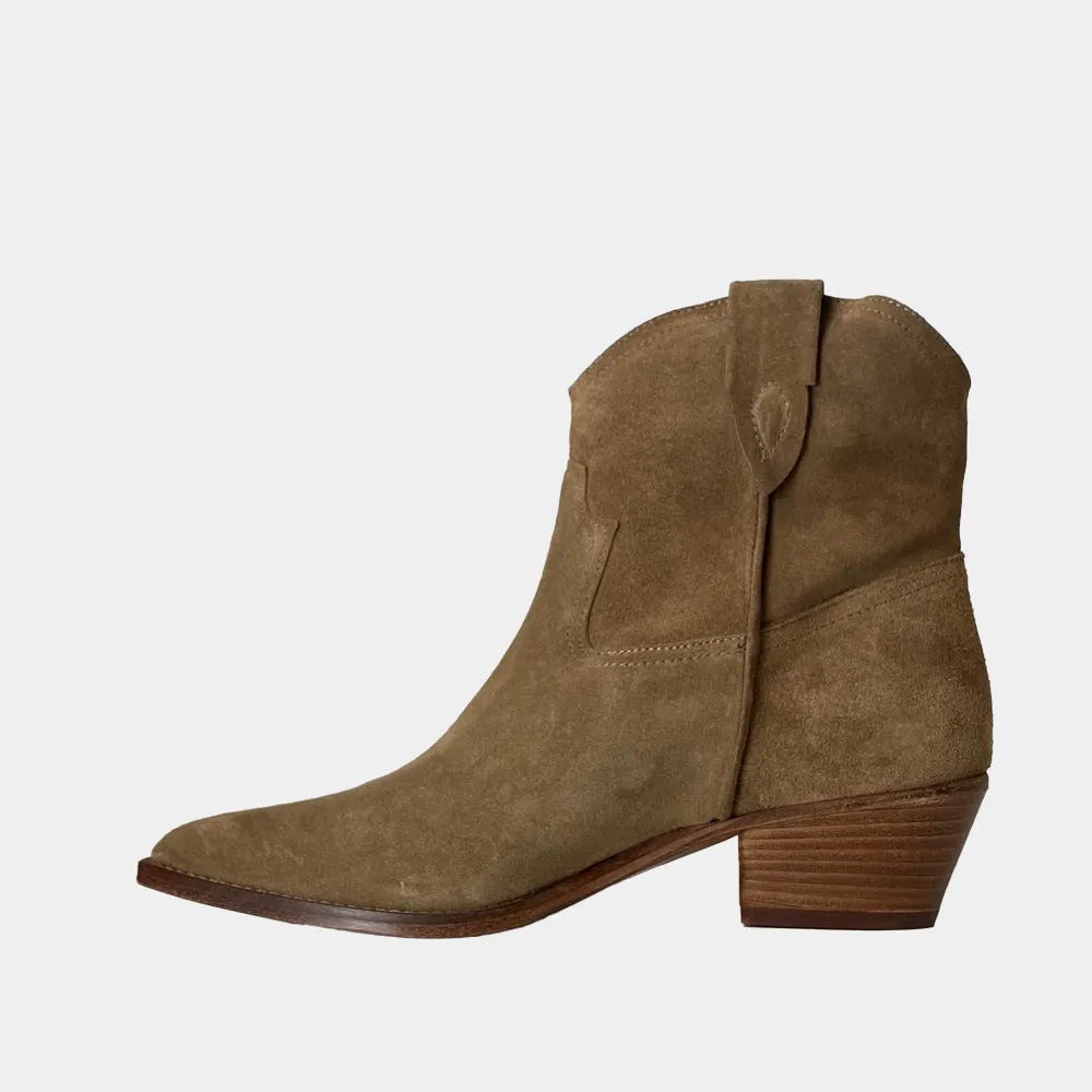 BOOTS SANTIAGS ANN TUIL MALENA