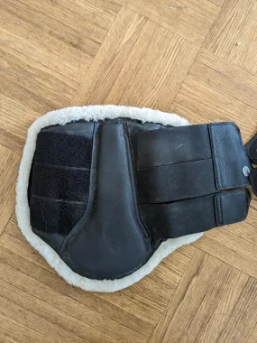 Guêtre fermés mouton synthétique noir